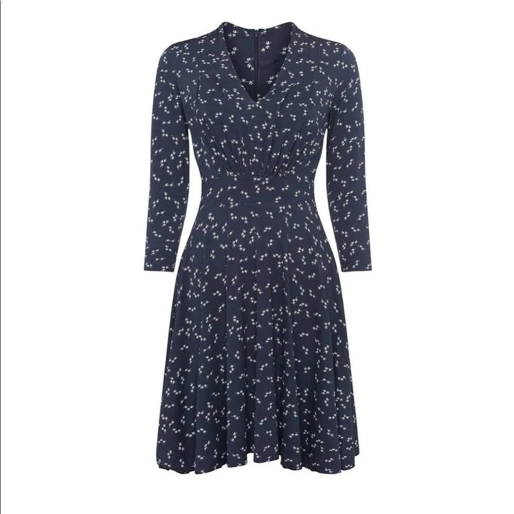 FRENCH CONNECTION 🦋 NAVY BLUE FLORAL DRESS